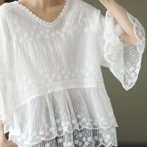 White Linen lace top - Picture 1 of 1